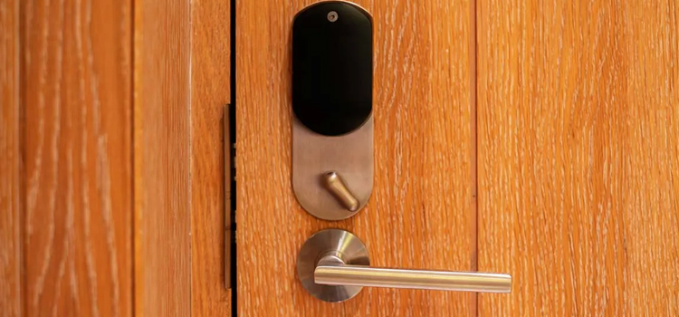 Automatic Locking Door Knob Lemoore